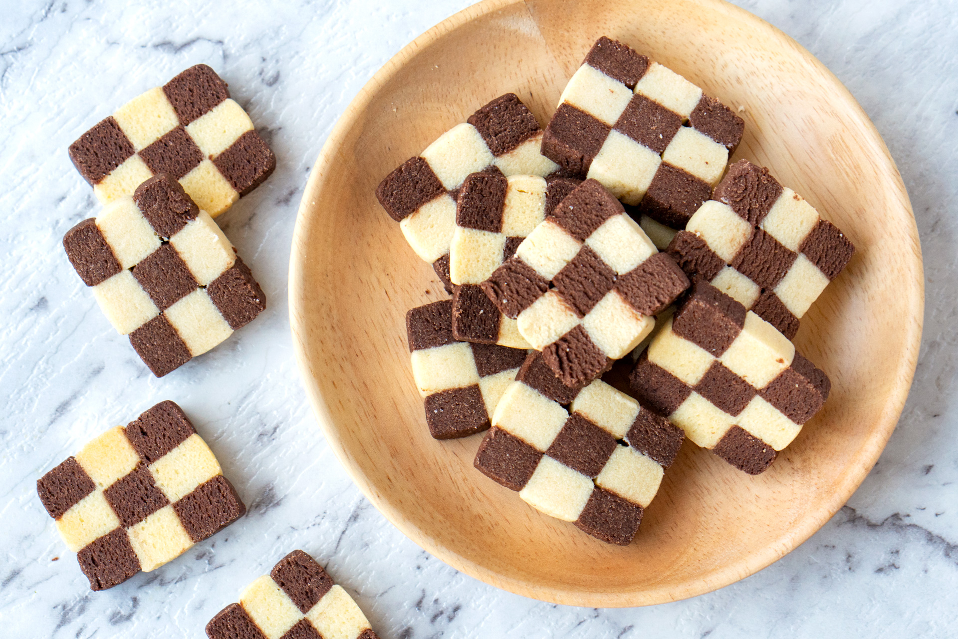 Bánh cookies bàn cờ